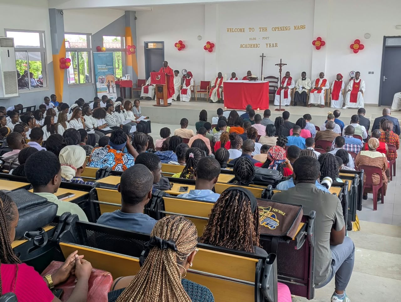 Douala : Messe de rentrée à UCAC-ICAM